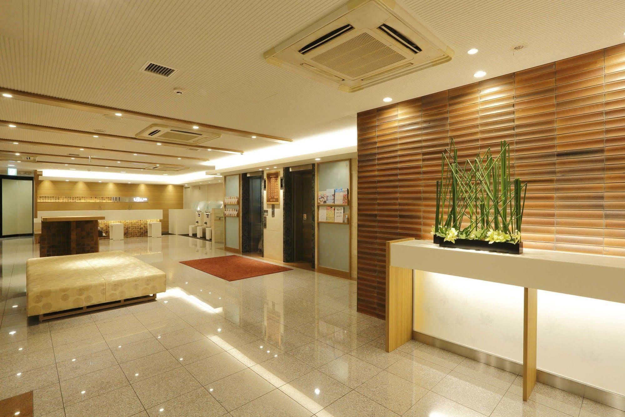 Via Inn Hiroshima Exterior foto